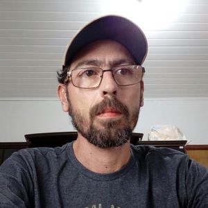 Douglas Ormeneze Gans & Nano.