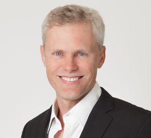 AJ Hoge | Effortless English