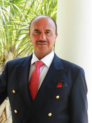 Dr Leonard Coldwell